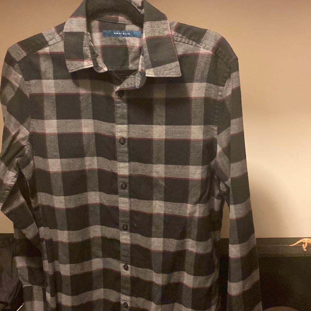 Perry Ellis flannel size small